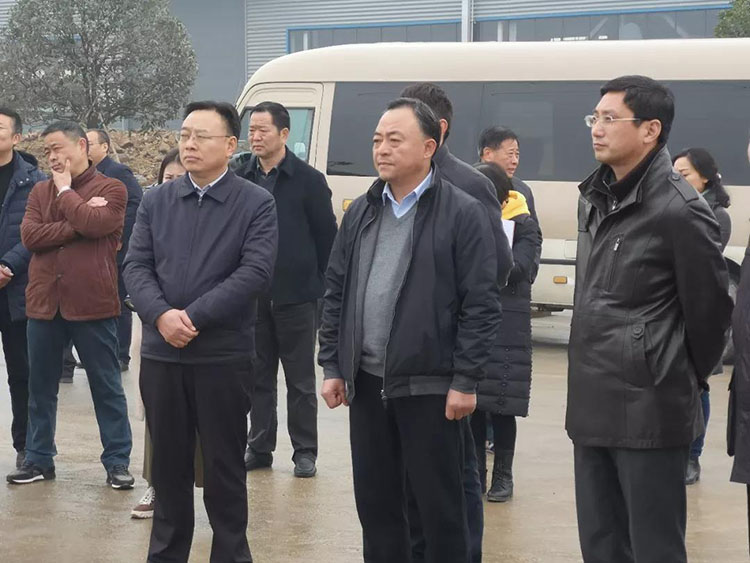 隨州市委、市人大代表團(tuán)蒞臨程力集團(tuán)商用車產(chǎn)業(yè)園視察